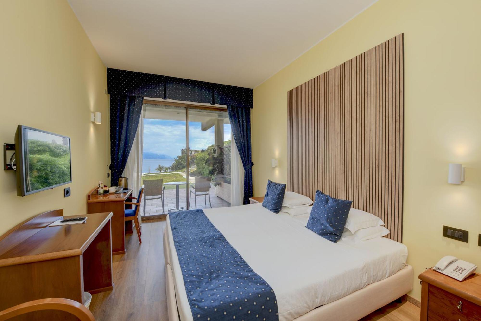 Hotel Lido International Desenzano del Garda Exterior foto